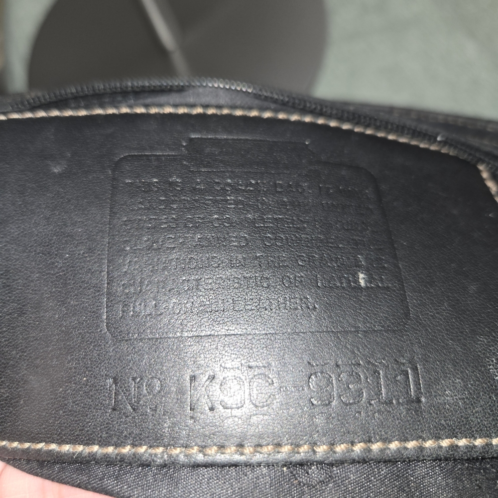 Coach Black Leather Shoulder Bag with Gold Accents - Picture 3 of 5